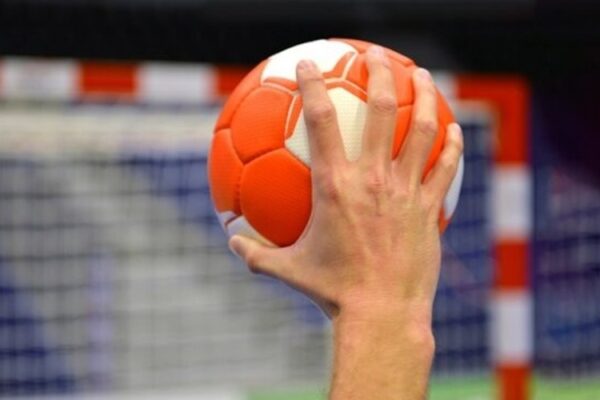 IHF повністю зняла санкції зі збірних Росії та допустила їх до турнірів під національною символікою