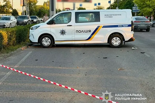 Поліція підтвердила: у вівторок в Одесі під час руху вибухнув кросовер, водій загинув