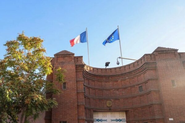 Франція розцінила затримання своїх дипломатів у Тегерані як порушення дипломатичного імунітету