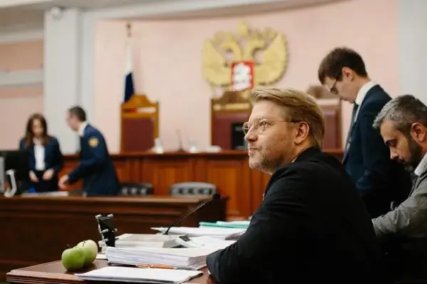«Яблуко» vs «Родіна»: три блоки звинувачень у позові, за яким партію зняли з виборів