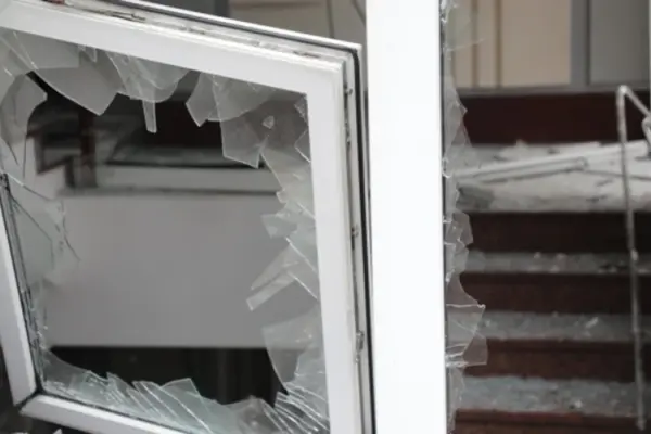 Лисак про наслідки удару по Одесі: пошкоджена інфраструктура та житловий будинок
